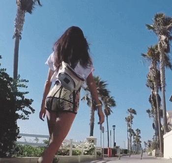 天氣轉熱，女騎士們都開始上街了，但這樣的女騎士還是第一次見！心都要跟著去了！