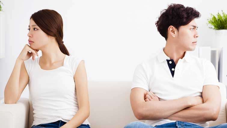 死不願意認錯！　他跟老婆冷戰「三餐泡麵、衣服臭酸」　哭著領悟面子不值錢