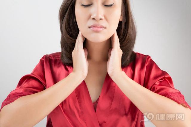 當心：身體出現5個異常，說明體內有癌細胞了！