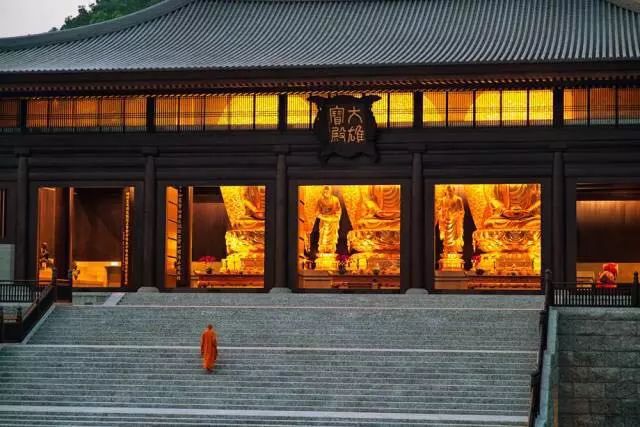 李嘉誠15億建佛寺，月中（4月15日）開放，內部防彈設備曝光 