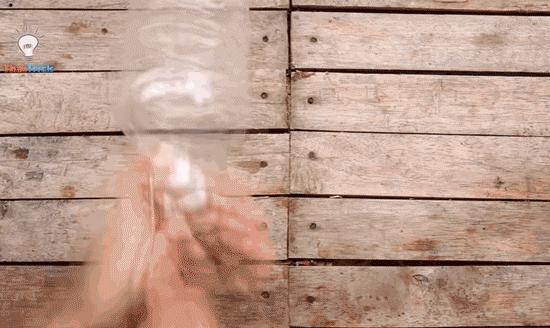 她在風扇後面加了這個，連開冷氣都不用，清涼一整夏！