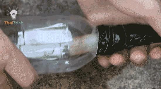 她在風扇後面加了這個，連開冷氣都不用，清涼一整夏！
