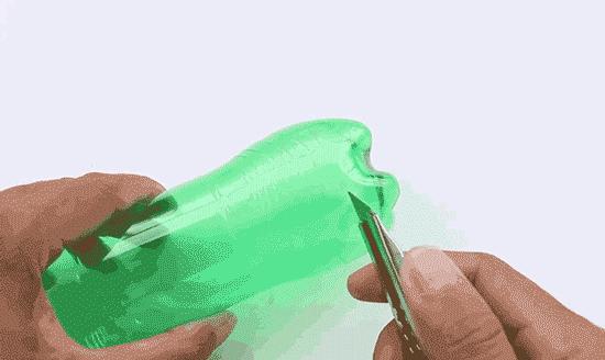 她在風扇後面加了這個，連開冷氣都不用，清涼一整夏！