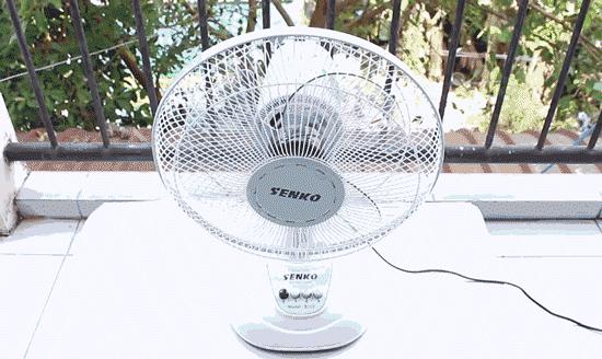 她在風扇後面加了這個，連開冷氣都不用，清涼一整夏！