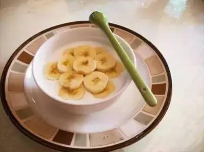 香蕉配它這樣吃，排毒減肥效果非常棒，健康又好吃！  