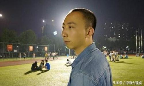 成龍的兒子，趙本山的兒子，馮鞏的兒子，網友：差別不是一般的大