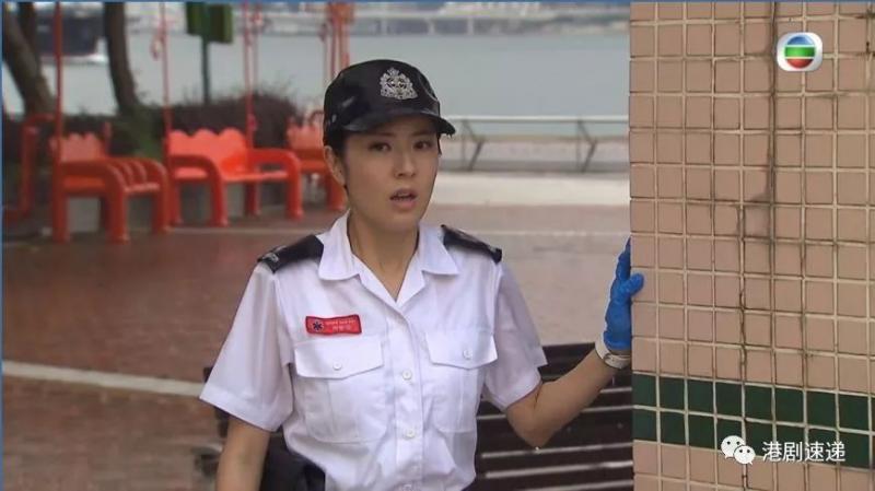 她在年初勇奪視後寶座，在TVB最新劇集《棟仁的時光》中竟然被批『木口木面』