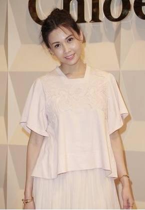 邱淑貞拼四胎，老公卻被曝攬辣妹、泡夜店，能生兒子獎勵1億
