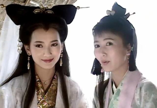 63歲趙雅芝上央視，注意台下72歲黃錦燊的眼神，網友神評論亮了！