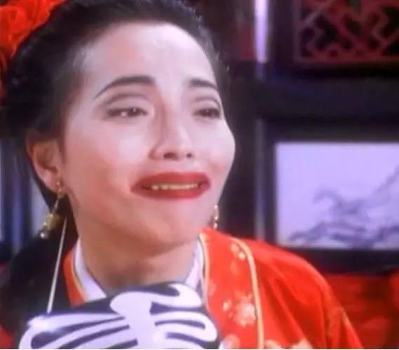 梁洛施生三個兒子都沒進豪門，這個「醜女」卻不聲不響做到了!