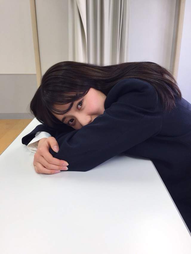 日本最適合制服美少女！看這張臉就知道「選票的絕對公信力」…泳裝寫真解禁網友全暴動
