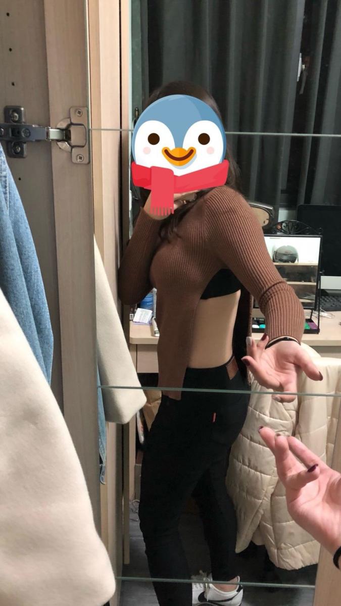 女大生上淘寶買針織上衣　收到後大驚「高衩開到腋下」沒想到意外性感：當戰鬥服好了