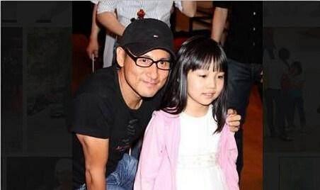 成龍女兒，劉歡女兒，張學友女兒，差別不是一般地大