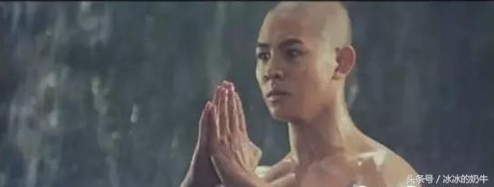 甄子丹曾拜他為師，功夫勝過李連傑，如繼續拍戲，早就是功夫巨星! 