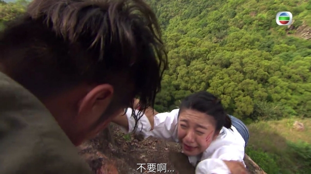 馮盈盈、江嘉敏 《果欄》斗哭！網民激贊！