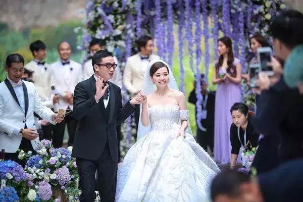 張靚穎與老公馮軻婚變？當初台上逼婚， 如今卻慘被拋棄