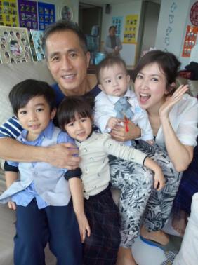 廖家儀「4年生3胎」帶小孩移居香港！她苦笑坦言：「現在不能再亂花錢了！」原來他們... 