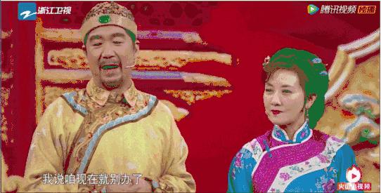 這一場遲到了20年的婚禮，當他緊握妻子的手，含淚說出4個字全場都哭了！