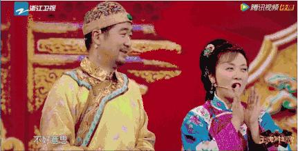 這一場遲到了20年的婚禮，當他緊握妻子的手，含淚說出4個字全場都哭了！
