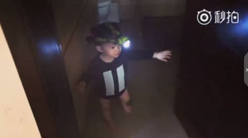 隋棠女兒「遭反鎖門內」嚎啕大哭！媽媽一推開門「另一張臉出現」網友嚇傻：這是誰？ 