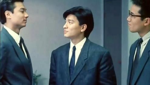 你還記得他嗎？他曾經和劉德華、梁朝偉一樣帥氣逼人，當紅時隱退學人家炒股輸光家產，現在過著「這樣的」生活...！！ 