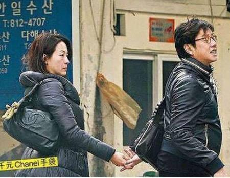 年輕丁克讓老婆打胎，卻和小女友生了兒子，今前妻心灰意冷出家!