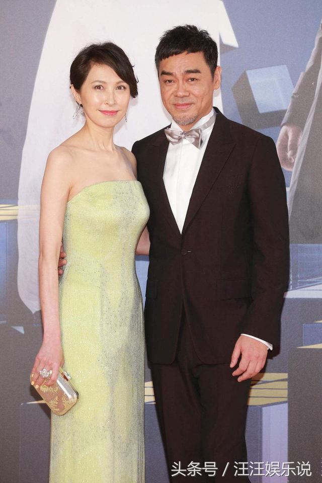 她是學歷最高的港姐冠軍，結婚18年無子被老公寵成少女，50歲美翻!