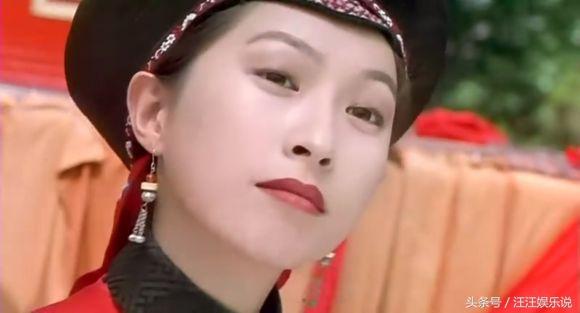 她是學歷最高的港姐冠軍，結婚18年無子被老公寵成少女，50歲美翻!