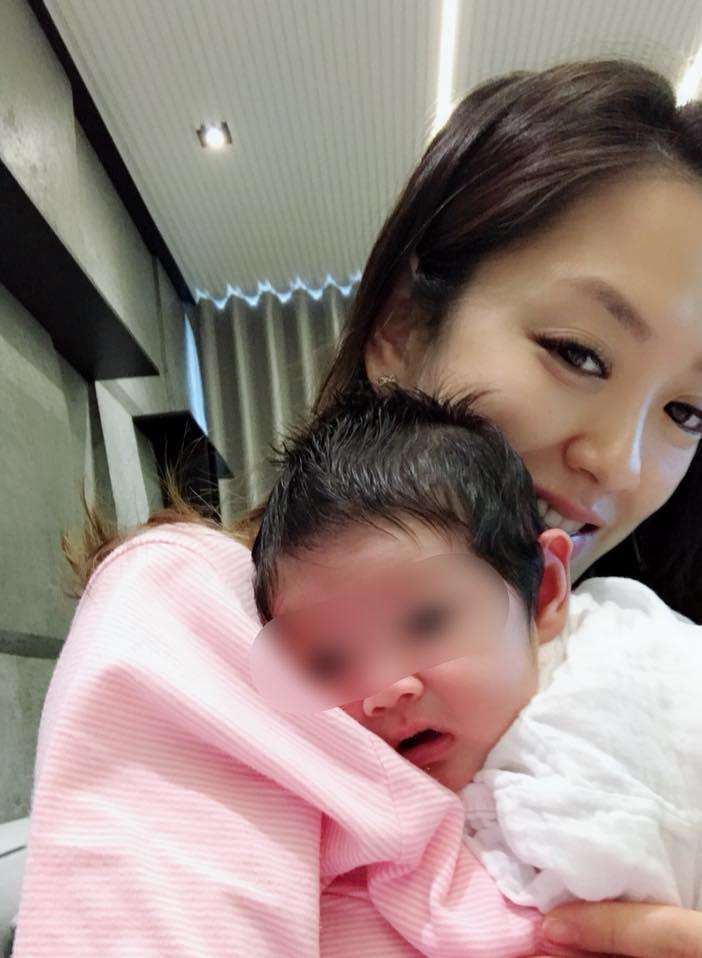 賈靜雯在月子中心「搥牆洩憤」夫妻吵到打起來？！民眾私下投訴：「這還不是最扯的.....」 