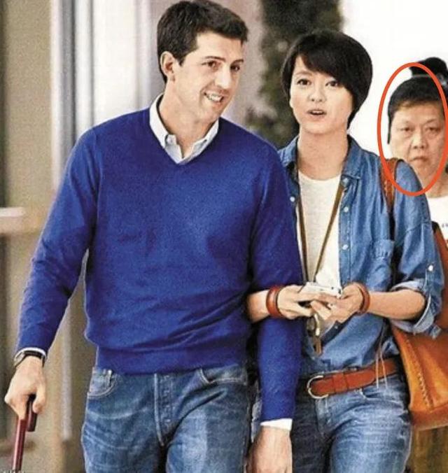 梁詠琪與西班牙老公沙灘激吻甜蜜暴擊，灰姑娘終於成了童話公主！