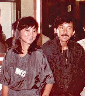 71歲林子祥全家照，老態盡顯妻子依然美麗，曾言太愛前妻！