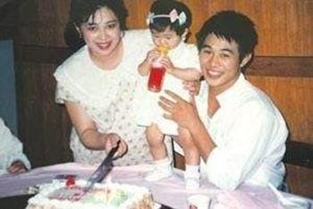 李連傑搶賭王的女人，經紀人被槍殺，如今患病等死妻子竟然還.....！ 