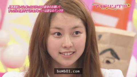 這位女高中生現在看過一眼就會忘記她長怎樣，但一化完妝…大家立馬排隊應徵當男友！