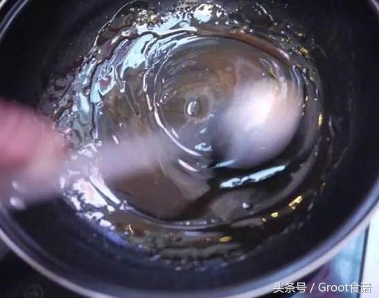 用焦糖和啤酒做的紅燒肉，真的是別有一番風味