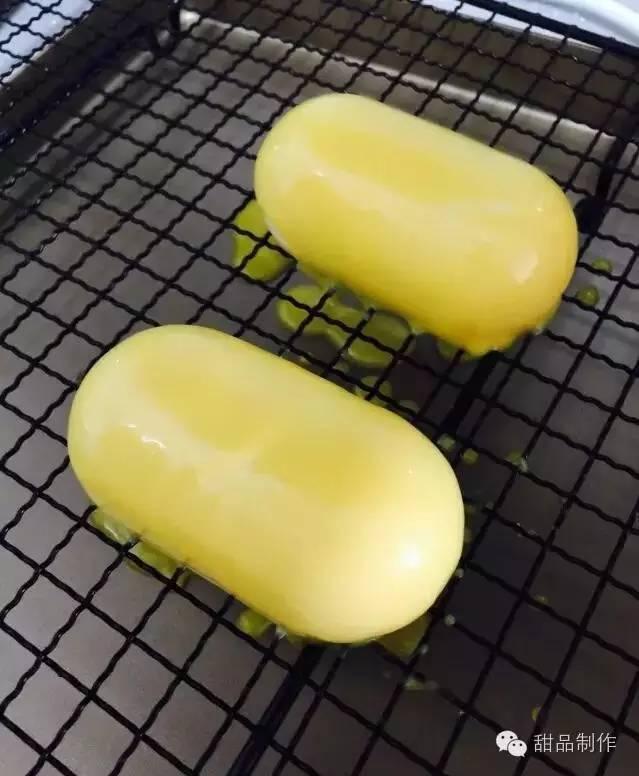 高大上的芒果慕斯淋面教程 