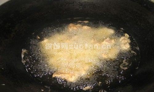 生炒排骨 爽脆鮮嫩做的恰當好處 