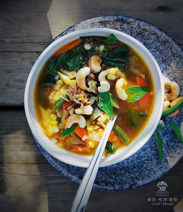 舌尖素食：12款風味蔬菜湯，暖胃又養人！ - Q博士