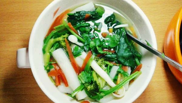 舌尖素食：12款風味蔬菜湯，暖胃又養人！ - Q博士