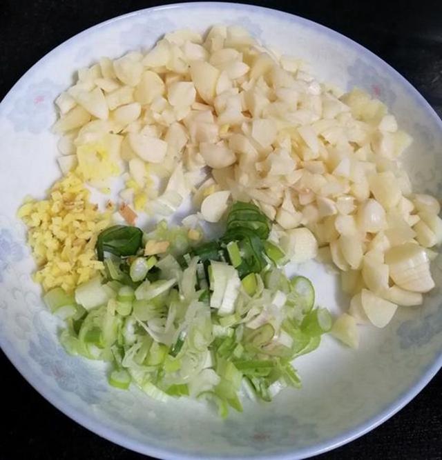 茄子最好吃的做法，不炒，不煮，不油炸，做法簡單，好吃又營養