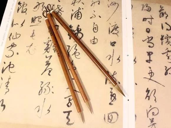 清洗毛筆不簡單，很多學問在裡面