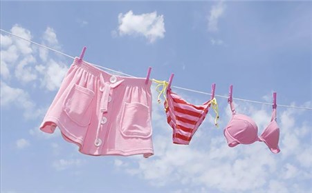 【98%的女生都不會!!】這8種清洗內褲の方法一定要學會, 不然細菌會滋生導致你的」妹妹」出事！趕快跟你的姨媽姑姐講啦~