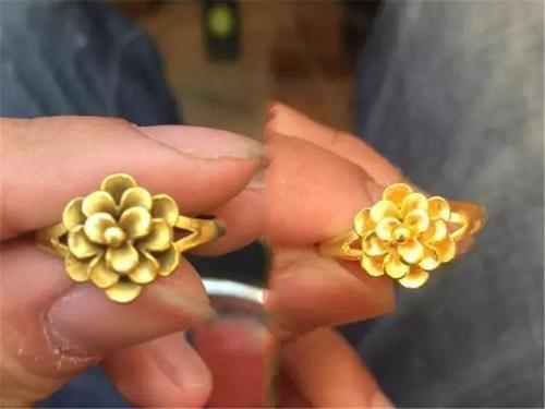 「戴舊的金銀首飾」別花錢去金店清洗了！教你一小妙招，首飾嶄新如初！