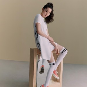 Converse 回歸經典本質！張藝興、歐陽娜娜堅持只用 Chuck』70 細節說話！