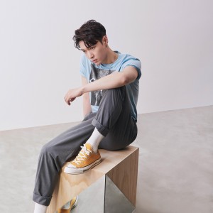 Converse 回歸經典本質！張藝興、歐陽娜娜堅持只用 Chuck』70 細節說話！