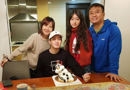 王中平愛女撕手皮長達1年 心疼直呼:升學壓力太大