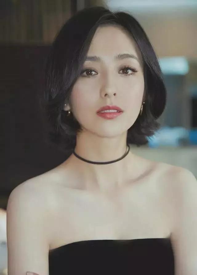 最美的10位純天然女星，劉亦菲只能排第5，第1實至名歸！