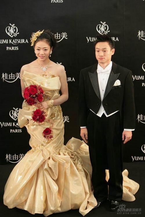 昆凌婚紗40萬，楊穎婚紗100萬，而她的婚紗3000萬被博物館收藏！