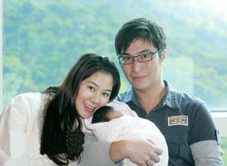 還未成年時她就被豪門看上，22歲結婚花了7個億，十年內連生四胎