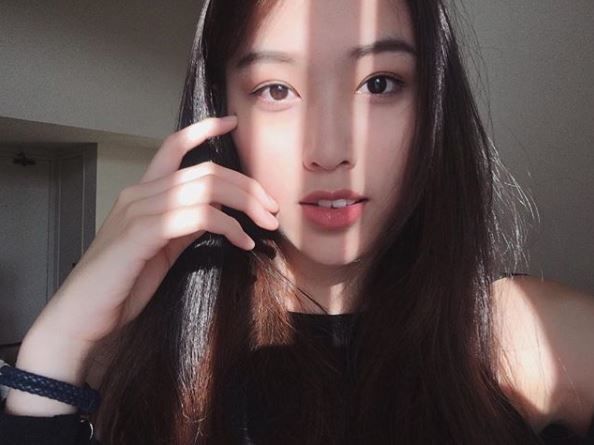 【個個「靚爆鏡、身材正」！】這7位娛樂圈星二代都是大靚女！你最看好哪一位？