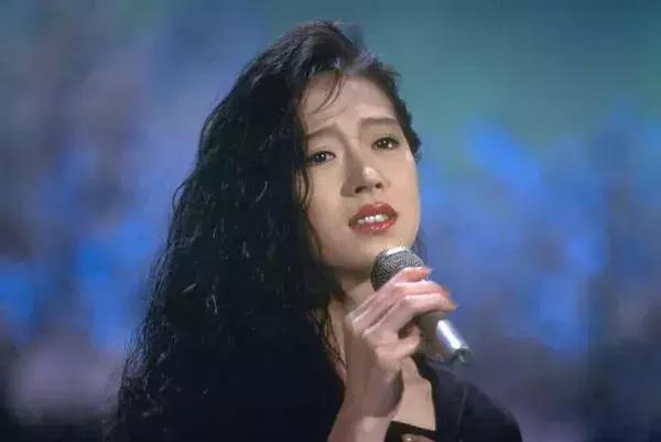 紅過王菲，美過王祖賢！卻為出軌渣男割腕自殺，毀掉她一生！